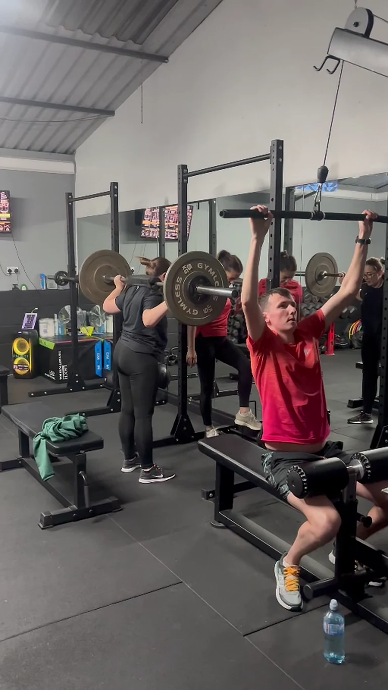 Adults training together in a real Loc'Down RITUAL strength session